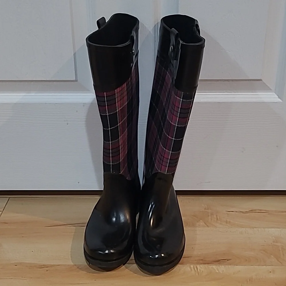 Women's size 6 DC rubber boots - Picture 3 of 6